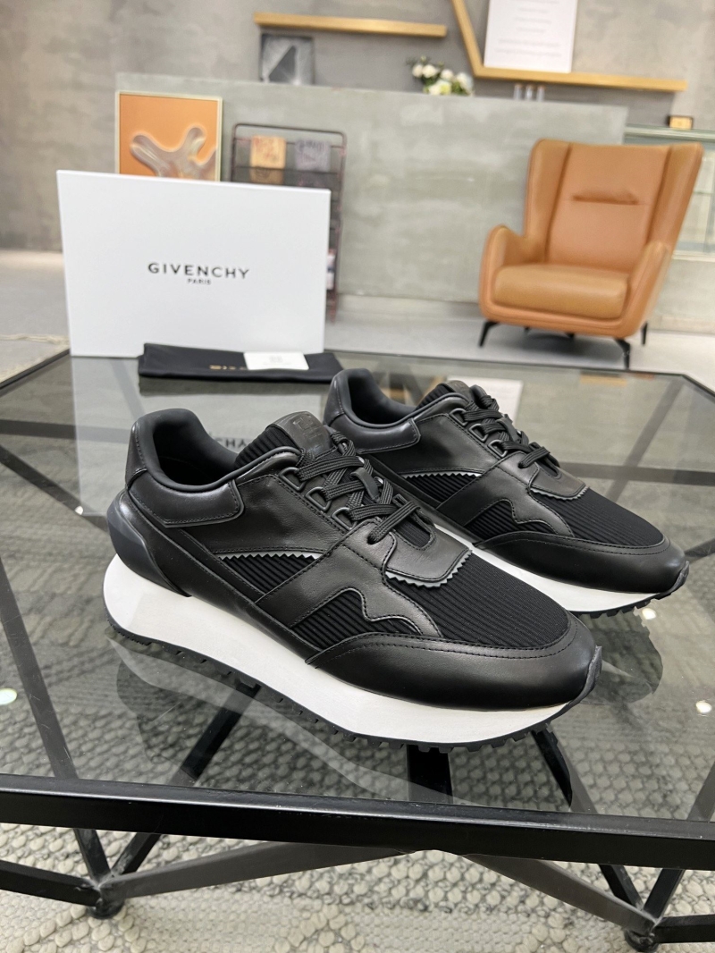 Givenchy Sneakers